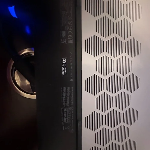 Alienware Silver Gaming Laptop with RGB Backlit Keyboard - Picture 3 of 10